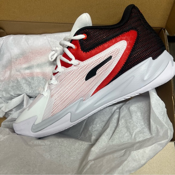 Puma Other - NWT Puma Men's Dagger Mid Top Basketball Shoe White Red Sneakers Athletic 9